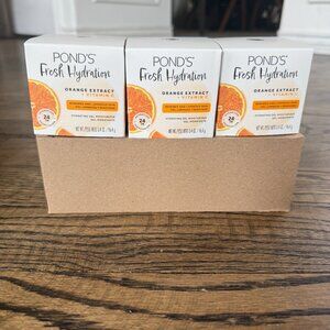 POND’S Fresh Hydrating Gel Moisturizer Orange Extract Vitamin C Oil-Free 3 Pack